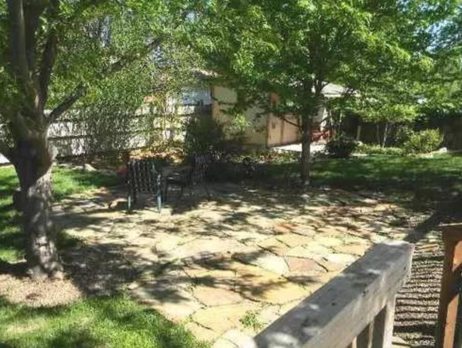 WOW! Spacious Retreat&amazing yard 2400+4bd/3bth Wichita Exterior foto